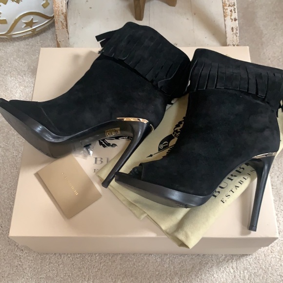 ♥️💯AUTHENTIC BURBERRY The artist pelling 110 peep toe ankle bootie ♥️ - Picture 8 of 12